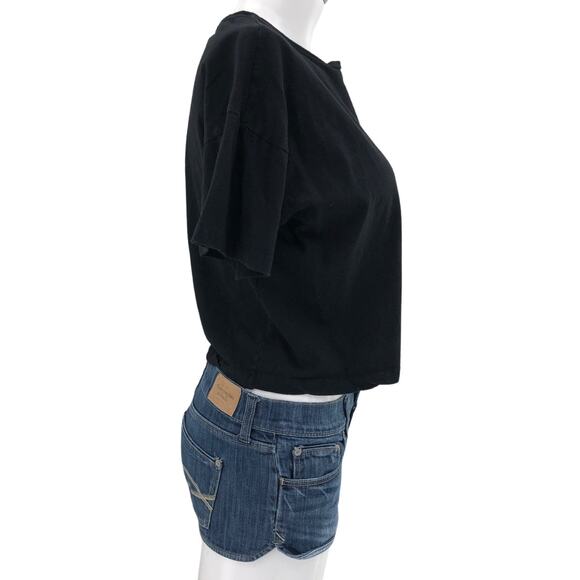 Isa & Ella LARGE Black Short Sleeve Red Rose Embroidered Crew Neck Crop Top - Picture 4 of 5